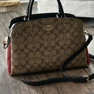 Coach Lillie Carryall